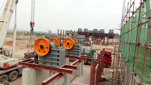 顎式破碎機生產(chǎn)廠家
