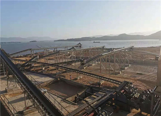 時產(chǎn)2000噸破碎生產(chǎn)線