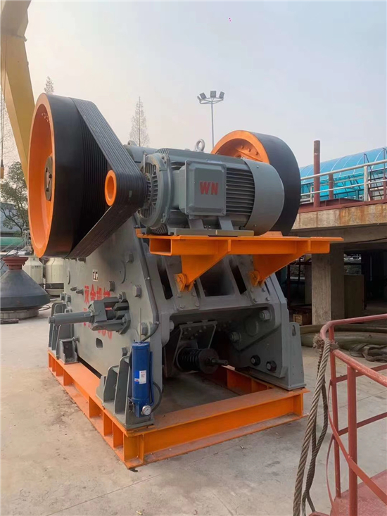 顎式破碎機(jī)顎板廠家