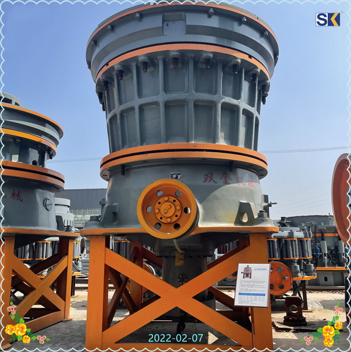 大型旋回式破碎機(jī)