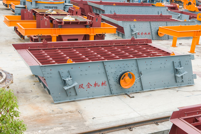 雙金機械圓振動篩