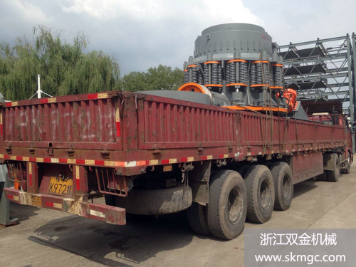 浙江雙金機(jī)械圓錐破碎機(jī) 浙江雙金機(jī)械圓錐破碎機(jī)