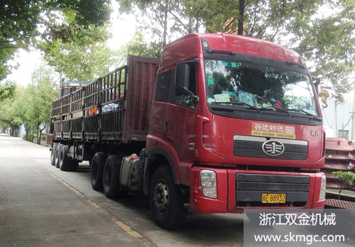 浙江雙金機械圓錐破碎機