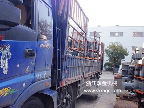 浙江雙金機械圓錐破碎機