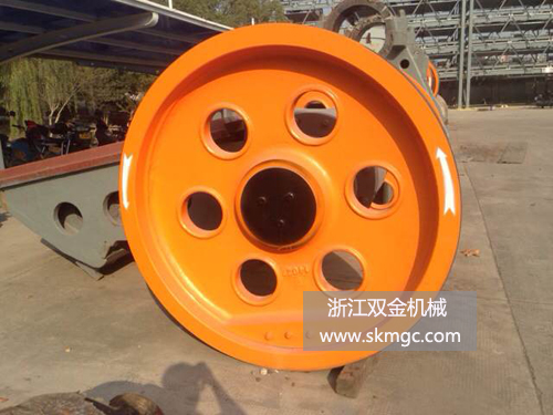 浙江雙金機(jī)械顎式破碎機(jī)