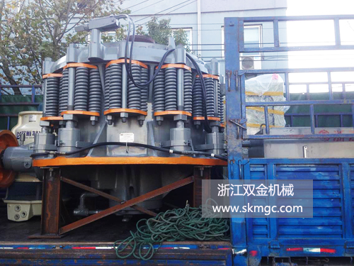 浙江雙金機械圓錐破碎機
