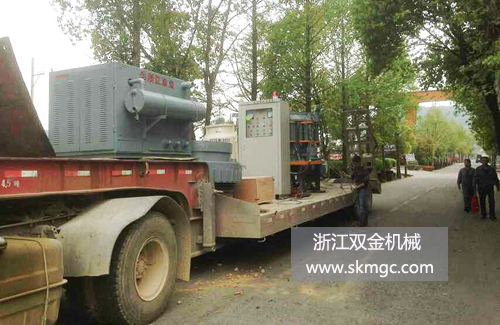 浙江雙金機械圓錐式破碎機