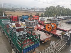 雙金機(jī)械成套生產(chǎn)線設(shè)備順利出口烏干達(dá)、南非